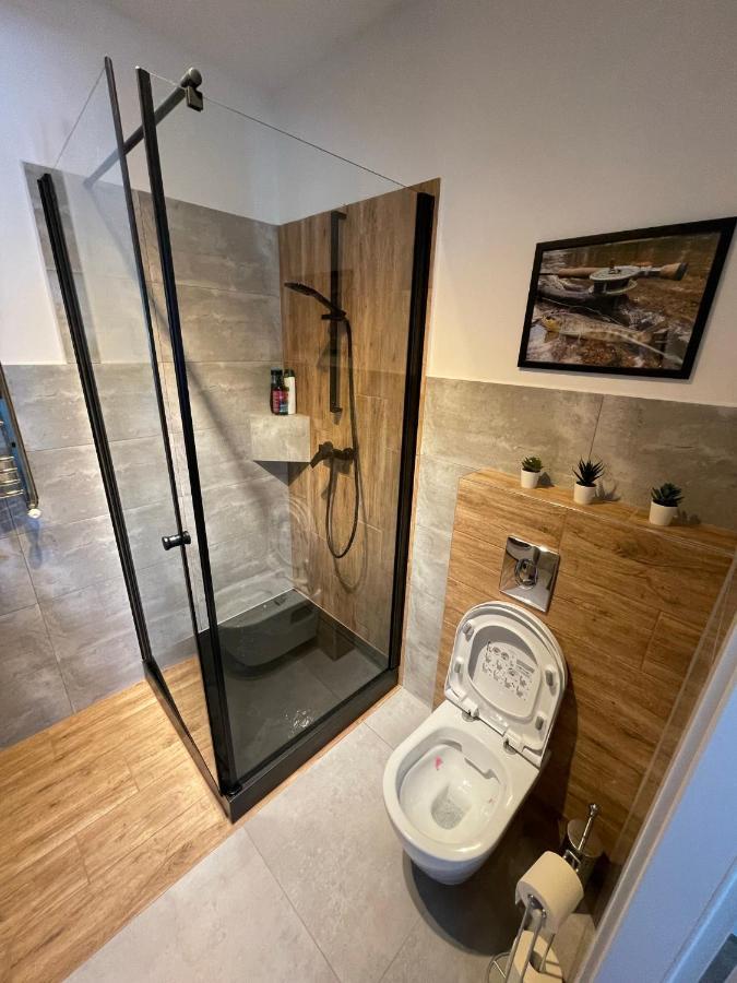 Fly Adventures- Dom Wedkarza Appartement Leśna Buitenkant foto